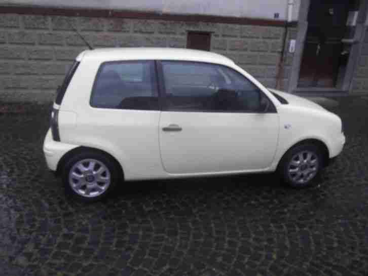 Saet Arosa Tüv + AU neu Inspektion neu BJ 12 / 2004