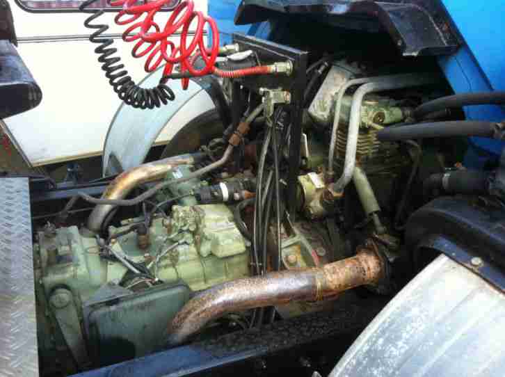 Sattelzugmaschine Mercedes, gut erhaltener, solider Oldtimer!