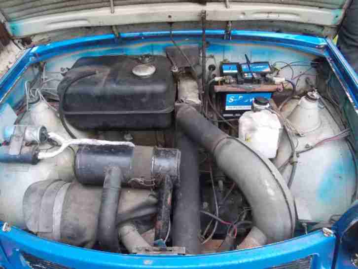 Schlachtefest ein Trabant P 601 Bj.86 ( Motorhaube )