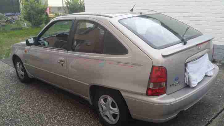 Schnäppchen - Rentner + Frauen-PKW - Tüv 04/19 - Nexia - ähnlich Opel -152000km