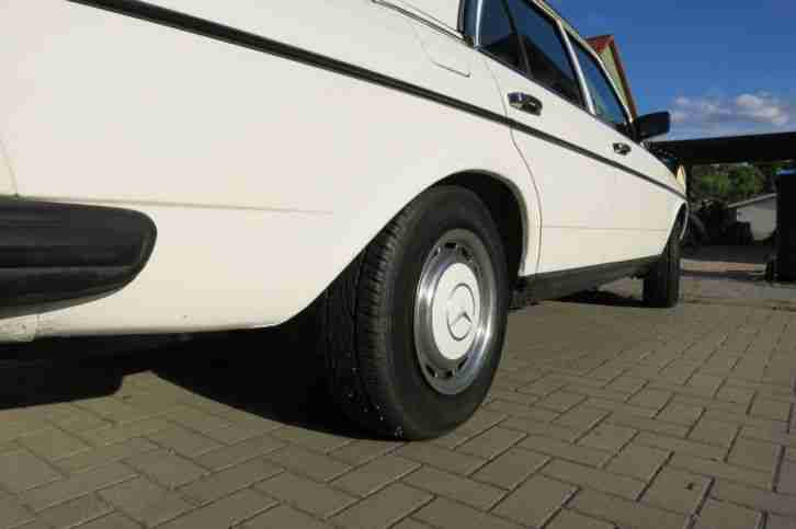 Schöner Mercedes w123