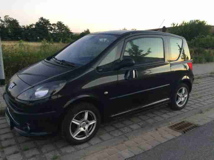 Schöner Peugeot 1007 1.4 16V, Klima, ein Vorbesitzer, EZ 09/2006, 126.000Km
