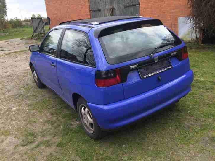 Schöner Seat Ibiza. Tüv bis 1.2016. Servo.Schiebedach.Elektrische Fensterheber.