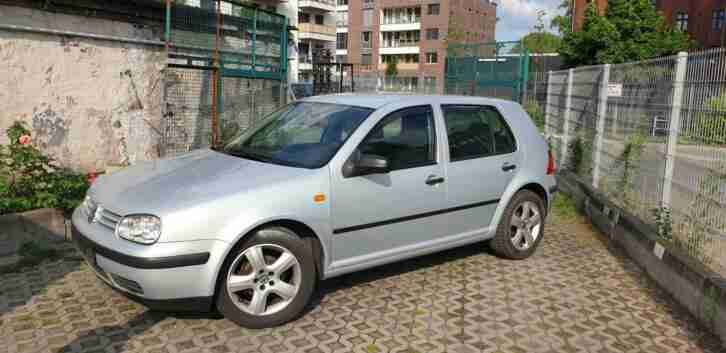 Schöner VW Golf 4 1J Baujahr '98: 1,6 Liter 74 KW / 101 PS - 2 Jahre TÜV