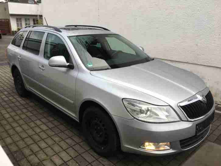 Scoda Octavia 2.0TDI,Automatik, 105tkm, Sitzhz., AHK, PDC, ALU, 1 Hd. SH etc