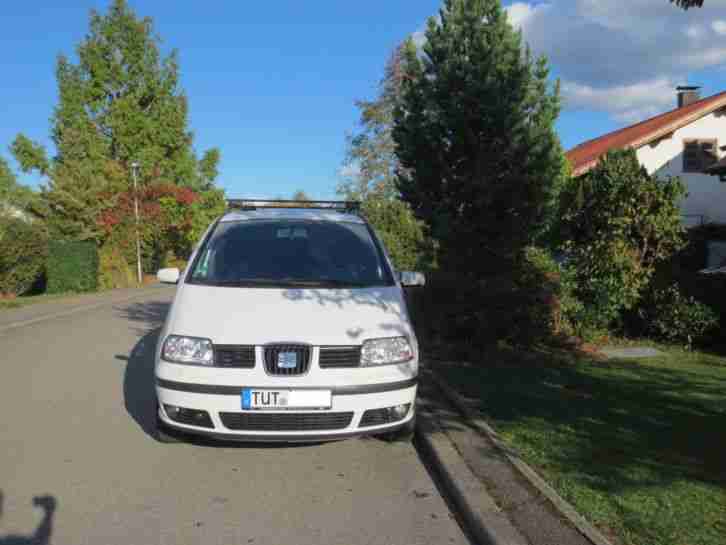 Seat Alhambra Allrad Modell 2004 mit Ahk, Tüv 8. 2017 Seat Scheckheftgepflegt