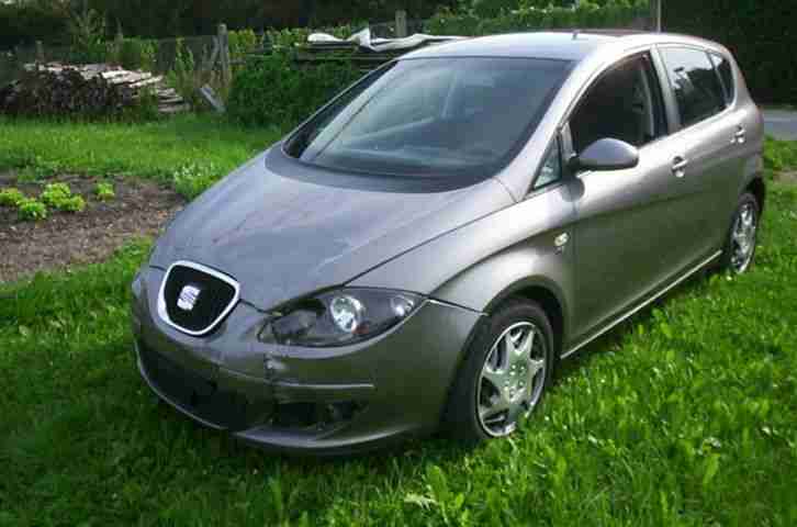 Seat Altea TDI EZ:2005,Unfall unfallbeschädigt linker Frontschaden-Unfallauto!
