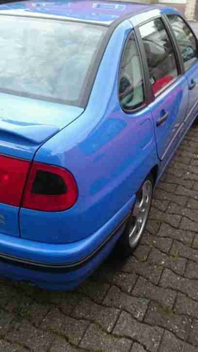 Seat Cordoba GLX 1,6L mit 2 Jahren TÜV