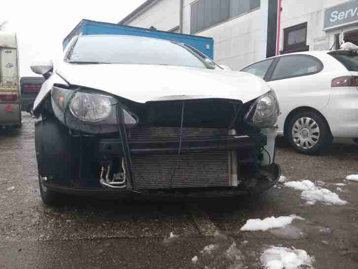 Seat IBIZA SC Sondermodell COPA leichter Front Blechschaden