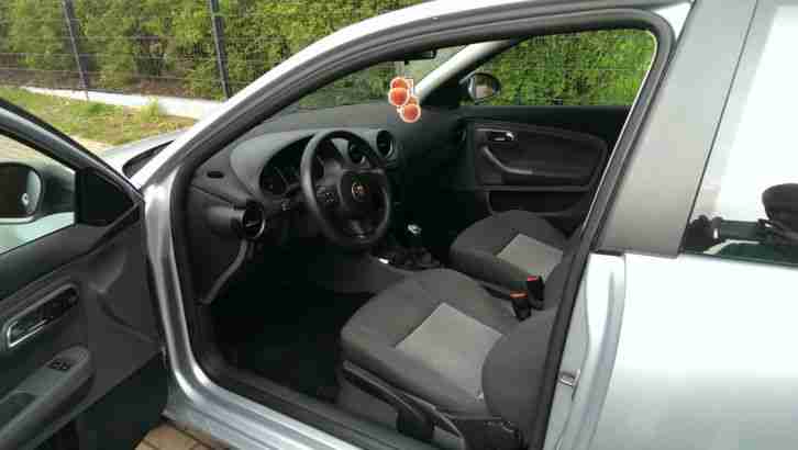 Seat Ibiza 1.2 12V Comfort Edition , 8-fach bereift guter Zustand