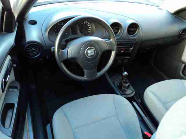 Seat Ibiza 1.2 12V TÜV NEU 4/5 Türer