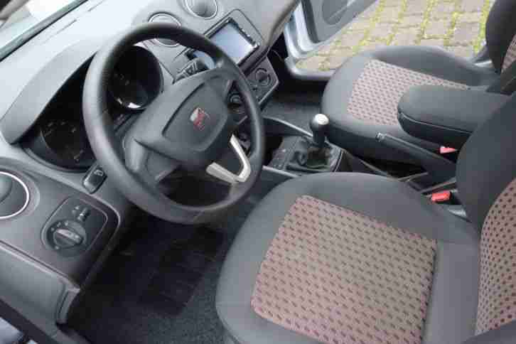 Seat Ibiza 6J 70PS 5T ALU-Rückfahrkamera-Panorama Glas 2009
