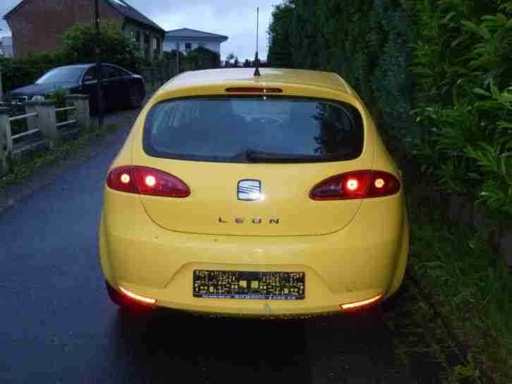 Seat Leon 1.4 Sehr Guter Zustand Checkheft gepflegt Nicht Raucher