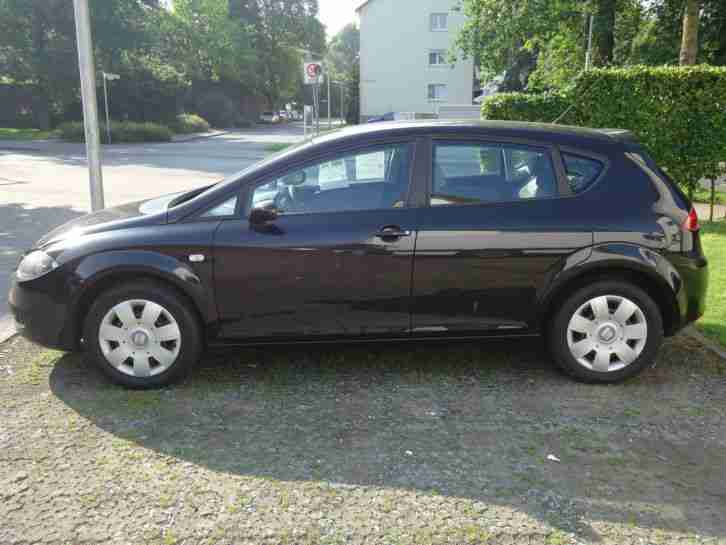 Leon 1, 6 TÜV Neu mit Scheckheft