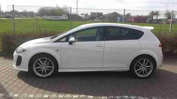 Seat Leon 1,8 TSI von 11/2008 LINEA-R / CUPRA / COPA TOP!