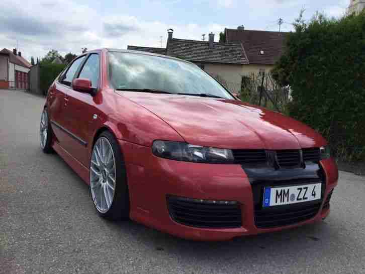 Seat Leon 1.8 Turbo Sport 205 PS viele Extras