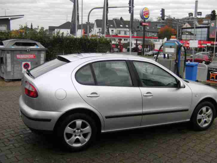 Seat Leon 5 - Türer fast 2 Jahre Tüv !!!!