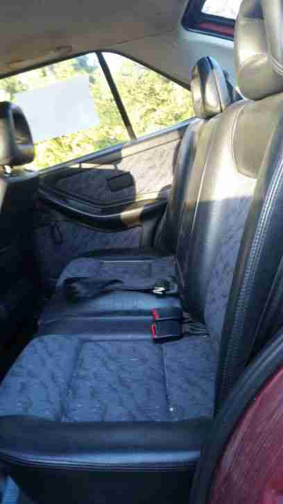 Seat Toledo 1.6i MPI SE El. Fensterheber 90 tkm Ersatzteilspender