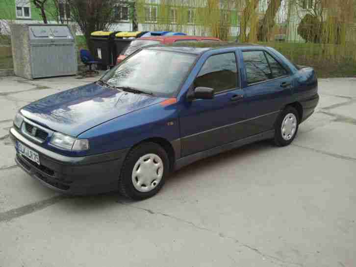 Toledo 1l Blau BJ 96 1, 8 90PS