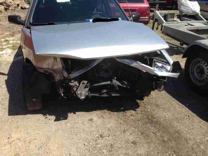 Seat Toledo mit LPG anlage Unfall für Bastler oder als Ersatzteillager