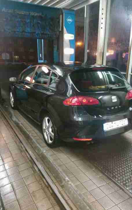 Seat leon 2.0..tel email oder sms: 015771473491 preisvorschlagen..aut.dies.tempo