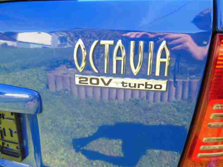 Sehr gepflegter und zuverlässiger Skoda Octavia 1,8 T Combi Elegance