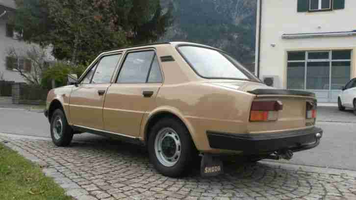 Skoda 120 L 5 gang youngtimer