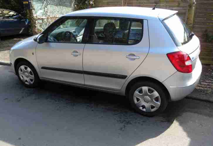 Skoda Fabia 1,2 HTP 51 kW Ambiente* Klima, 1. Hd., nur 19.400 km., ...