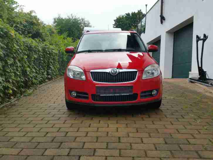 Skoda Fabia 1.2 HTP Combi 1 Hd. guter Zustand