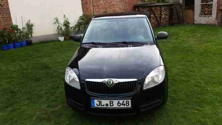 Skoda Fabia 5J 1,2, Schwarz Schräghekclimousine 44kw,TOP++++