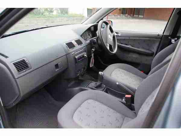 Skoda Fabia Combi 2.0 Elegance - 85 KW,116 PS, EZ: 12/2001, scheckheft lückenlos
