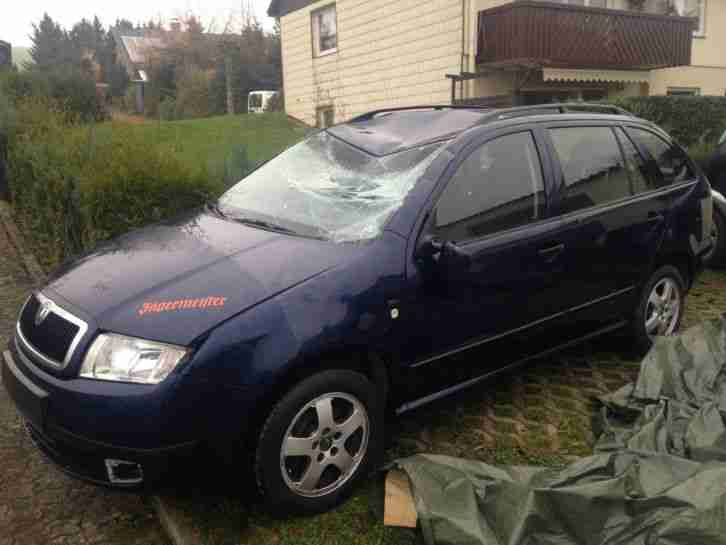 Skoda Fabia Kombi 1.4 16V 101Ps Unfallwagen (