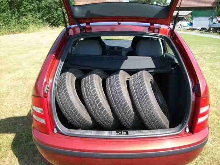 Skoda Fabia Kombi 1,4 Liter mit Anhängerkupplung