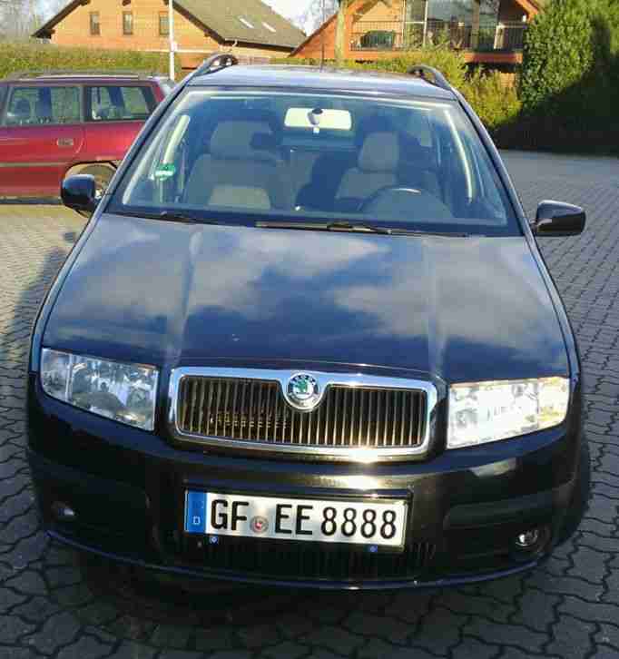 Skoda Fabia Kombilimousine 1.4 16V EZ:2/07 Km:117500 Auto KFZ PKW Automobile TOP