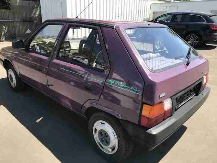 Skoda Favorit 135 Le Prima Edition orig. 65928 KM Scheckheft Garagenfahrzeug