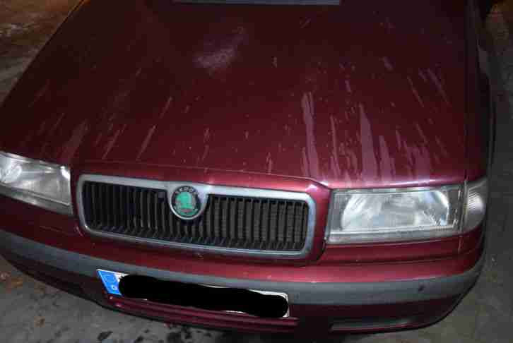 Skoda Felicia BJ 98 weinrot-chilirot Benzin