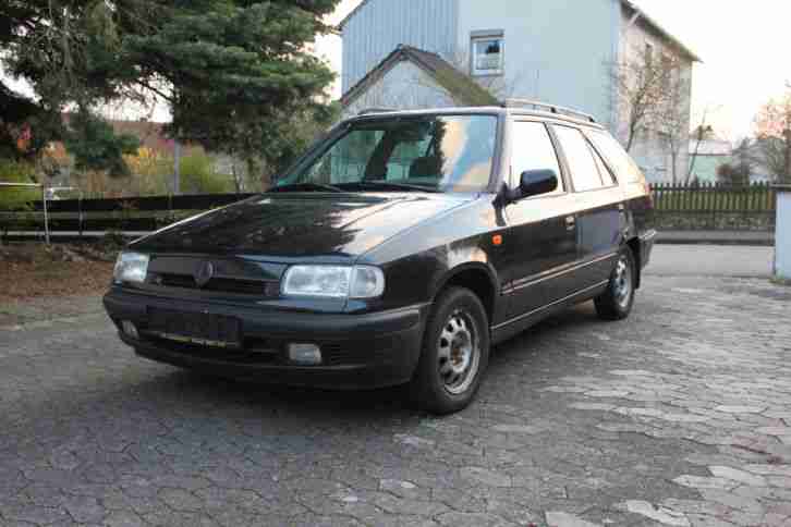 Skoda Felicia Kombi GLX 1.6 schwarz