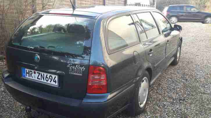 Skoda OCTAVIA COMBI 1.6