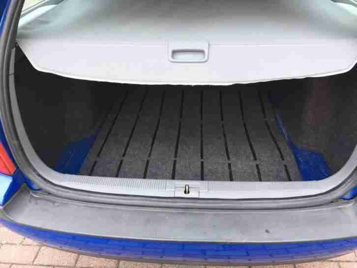 Skoda Octavia 2.0 Tüv 06/2017 Klima Kombi Zahnriehmen NEU