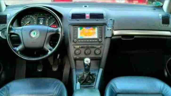 Skoda Octavia 2 Kombi 1,6 FSI mit TOP Ausstattung und wenig Kilometer