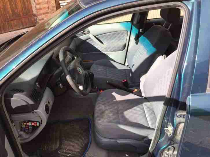 Skoda Octavia Bastel Fahrzeug