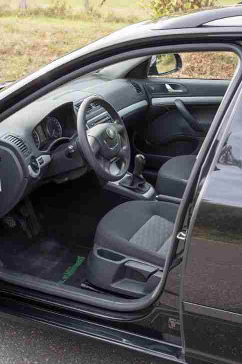 Skoda Octavia Combi 1.6 TDI Ambiente