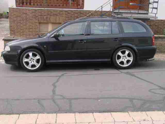 Skoda Octavia Combi 1.6 Top !!!