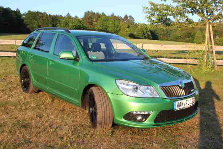 Skoda Octavia Combi 2.0 TSI RS