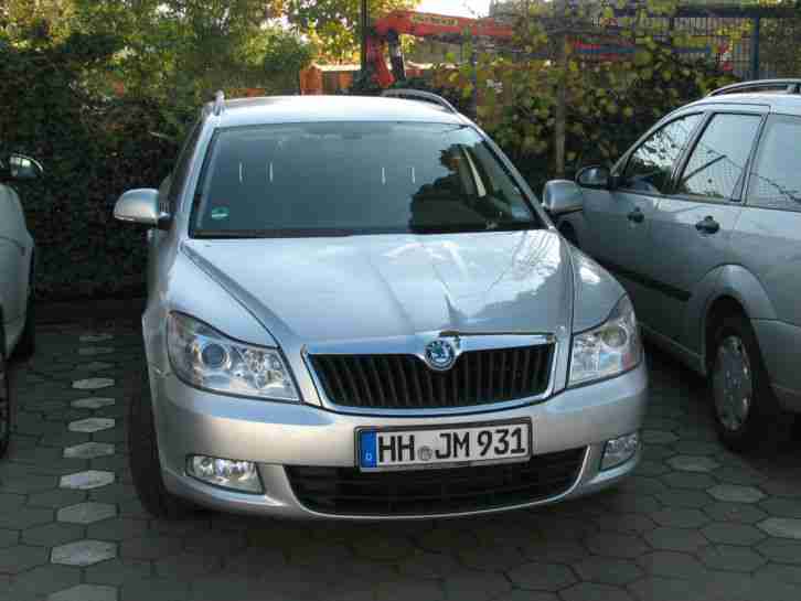 Skoda Octavia II Combi 2.0 TDI 103 KW / 140 PS 182.000 km TÜV 03/16 silber