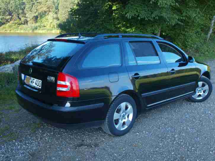 Skoda Octavia II Kombi Ambiente 1,6 Ltr. 102 PS Unfallfrei aus Erstbesitz