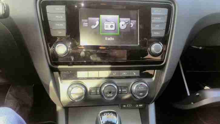 Skoda Octavia III 3 E5 1.4 TSI green tec Automatik Elegance 140PS 8fach bereift