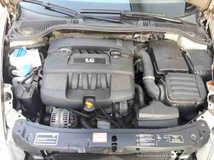 Skoda Octavia Kombi II 1.6 71800km TÜV/AU neu