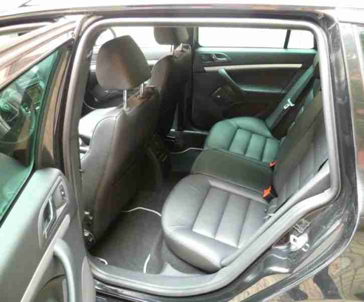 Skoda Octavia RS Combi, DSG, Leder, TÜV neu, gepflegter Zustand, Garagenwagen