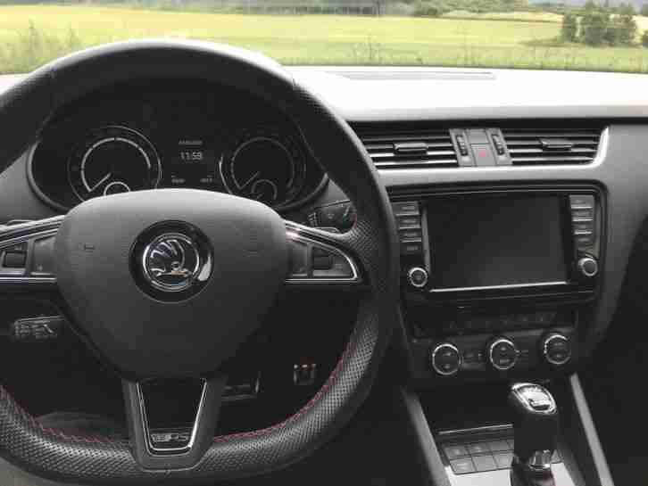 Skoda Octavia RS Vollausstattung + Garantie Bis 2023